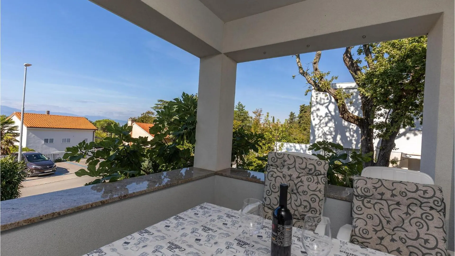 Amazing Apartment In Njivice With Kitchen